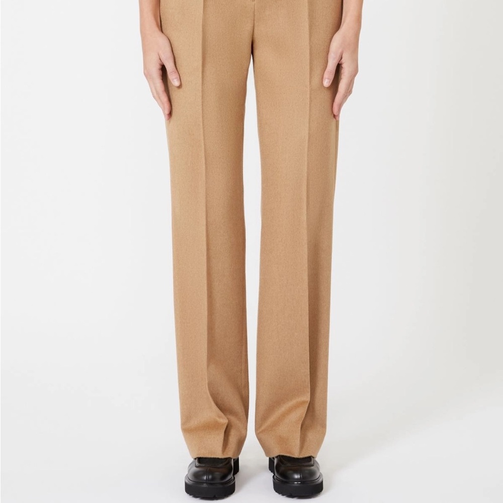 MaxMara Camel Hair Trousers • Classic Tailored Tan Women’s Pants Size 6P